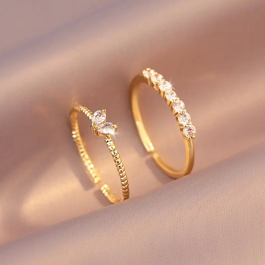 2pcs Gold Heart Zircon Rings.